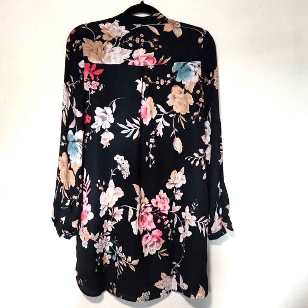 NWT Joan Vass Black Floral Mandarin Collar High Low Style Top Size S - Picture 3 of 11